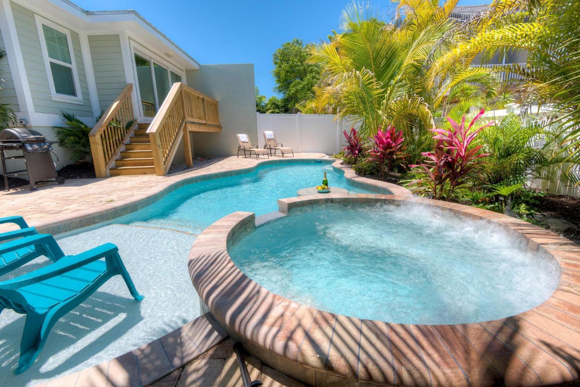 Key Lime Cottage Холмс Бийч Екстериор снимка